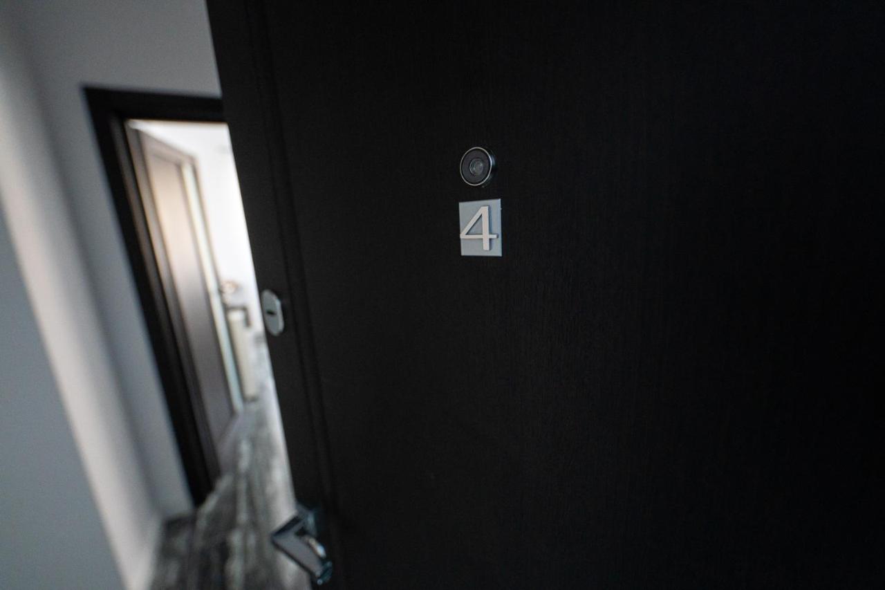 Luxury Cozy Apartments - City Center Suceava Exterior foto